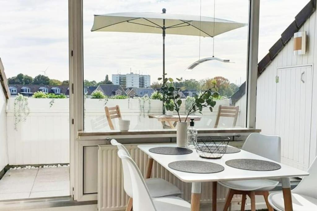 Modernes Und Ruhiges Appartement Mit Loggia Marl Extérieur photo