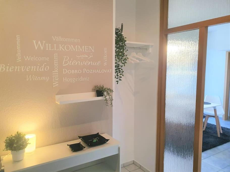Modernes Und Ruhiges Appartement Mit Loggia Marl Extérieur photo