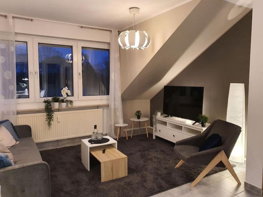 Modernes Und Ruhiges Appartement Mit Loggia Marl Extérieur photo