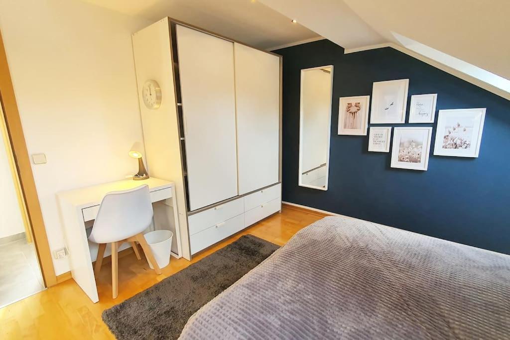 Modernes Und Ruhiges Appartement Mit Loggia Marl Extérieur photo